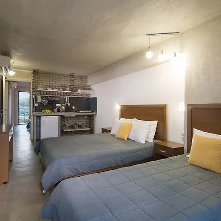 Erifili At Agora & *