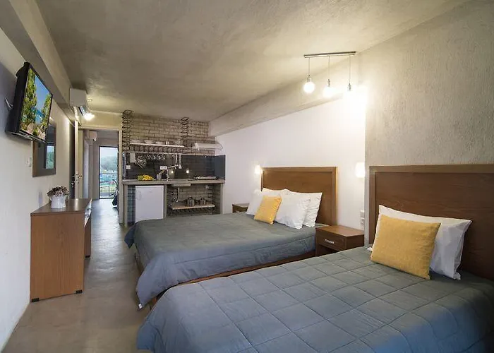 Erifili At Agora & *