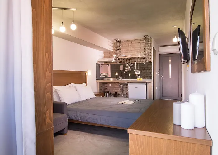 Erifili At Agora & *