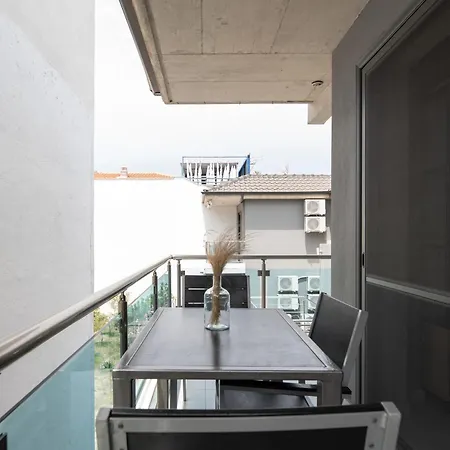 Erifili At Agora & *