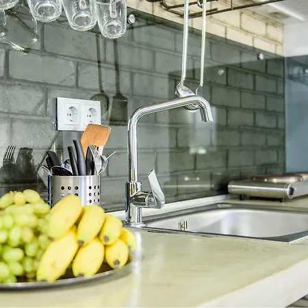 Erifili At Agora & Sarti